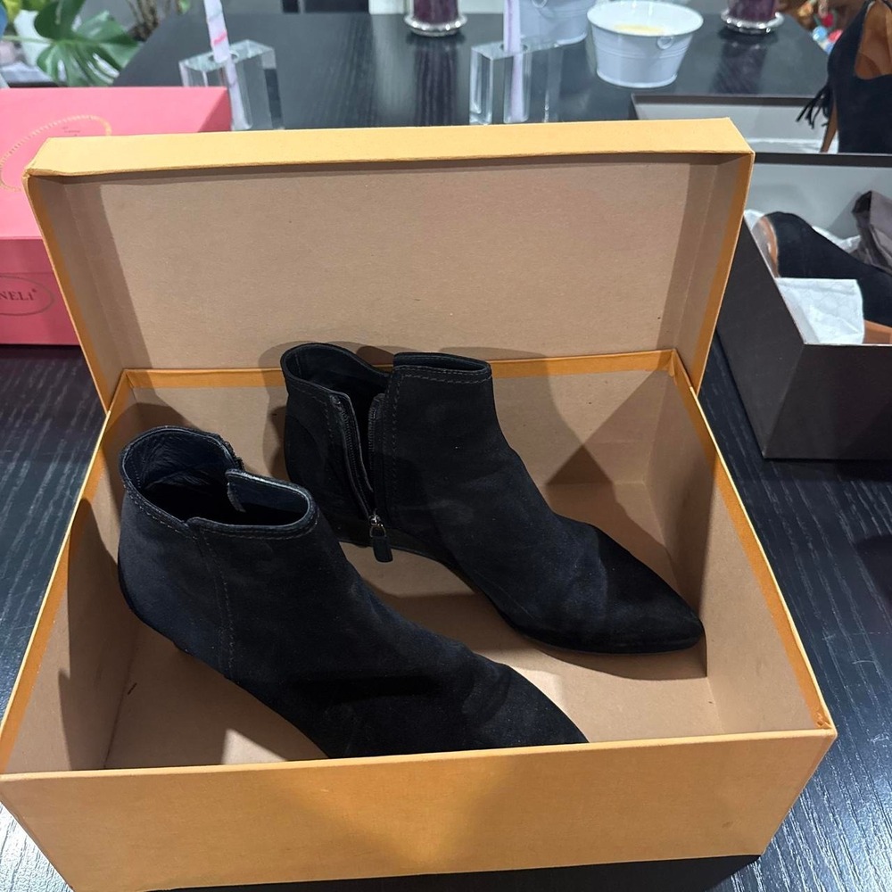 TOD'S Black Suede Ankle Boots with Pointed Toe